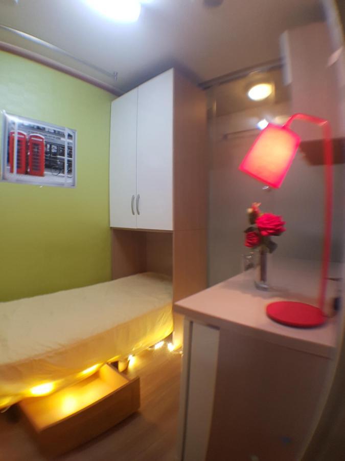 Female Only - Coco Stay Jongno Hyehwa Station Seul Dış mekan fotoğraf
